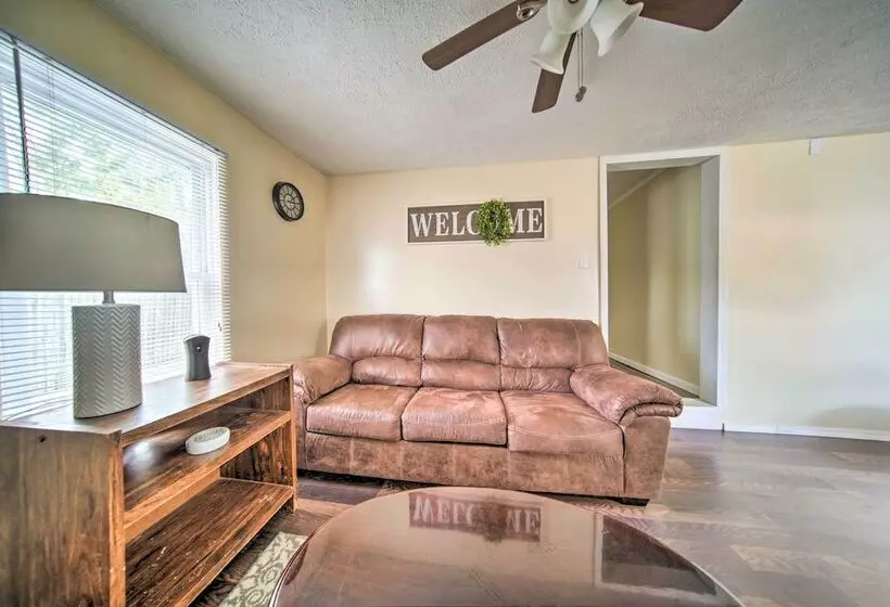 Geneva On The Lake Cottage W/ Patio: Walk To Shore