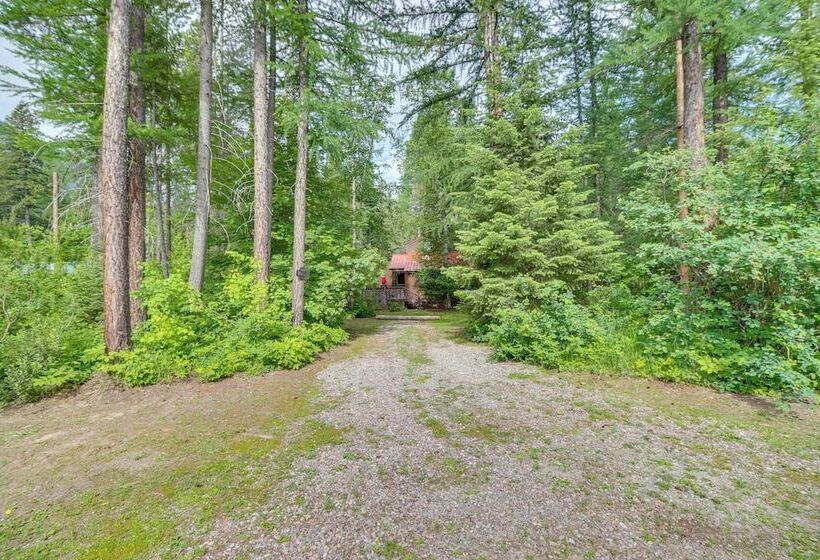 Hungry Horse Cabin W/ Gas Grill, Near Glacier!