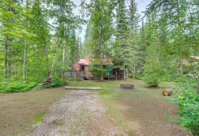 Hungry Horse Cabin W/ Gas Grill, Near Glacier!