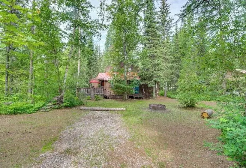 Hungry Horse Cabin W/ Gas Grill, Near Glacier!