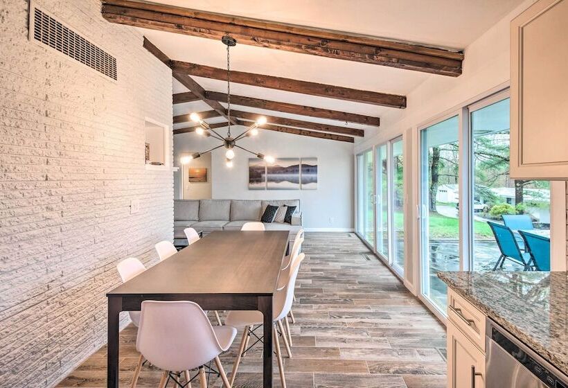 Laconia Hideaway < 2 Miles To Lake Winnipesaukee!