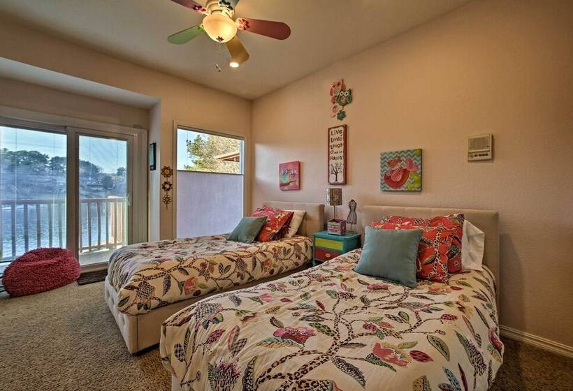 Lakefront Retreat W/ Dock & Beach: 2 Miles To Golf