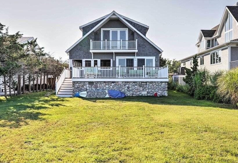 Luxe Waterfront East Quogue Home W/ Beach On Site!