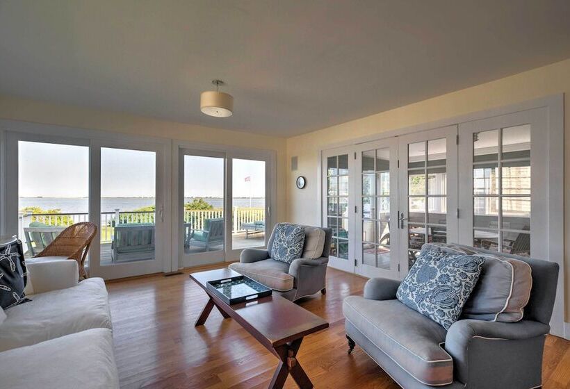 Luxe Waterfront East Quogue Home W/ Beach On Site!