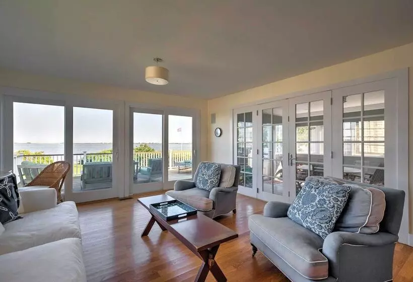Luxe Waterfront East Quogue Home W/ Beach On Site!