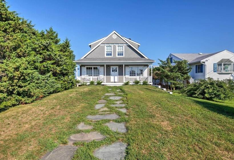 Luxe Waterfront East Quogue Home W/ Beach On Site!