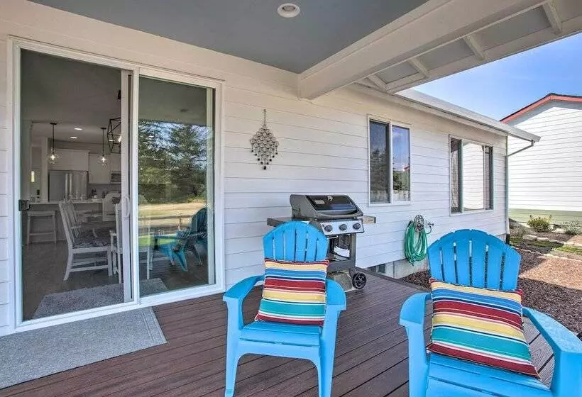 Luxury Home On Golf Course: Walk To The Beach!