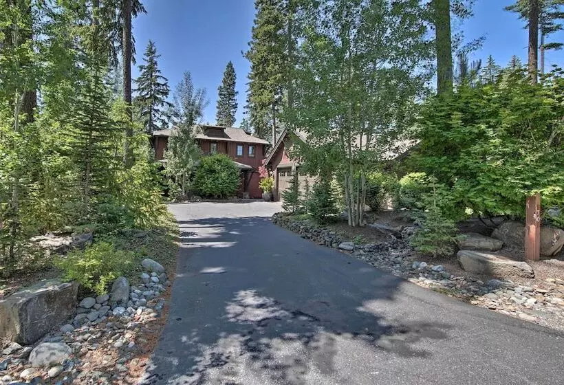 Modern Alpine Home On Prospector Golf Course!