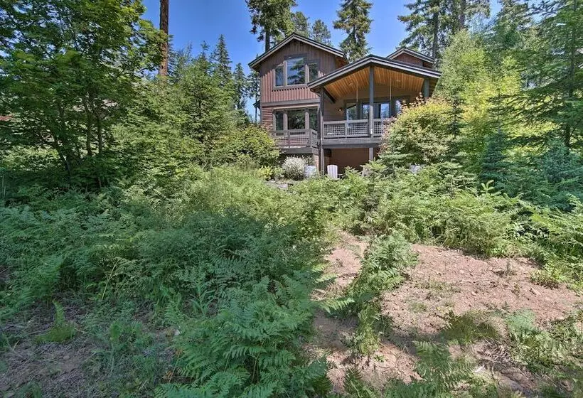 Modern Alpine Home On Prospector Golf Course!