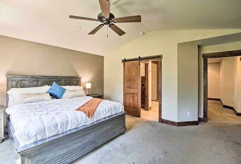 Modern Alpine Home On Prospector Golf Course!