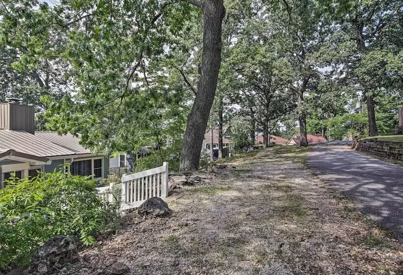 Dock, Deck & Boat Slip: Lakefront Eucha Home