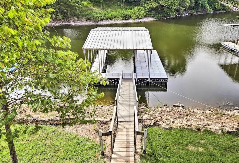 Dock, Deck & Boat Slip: Lakefront Eucha Home
