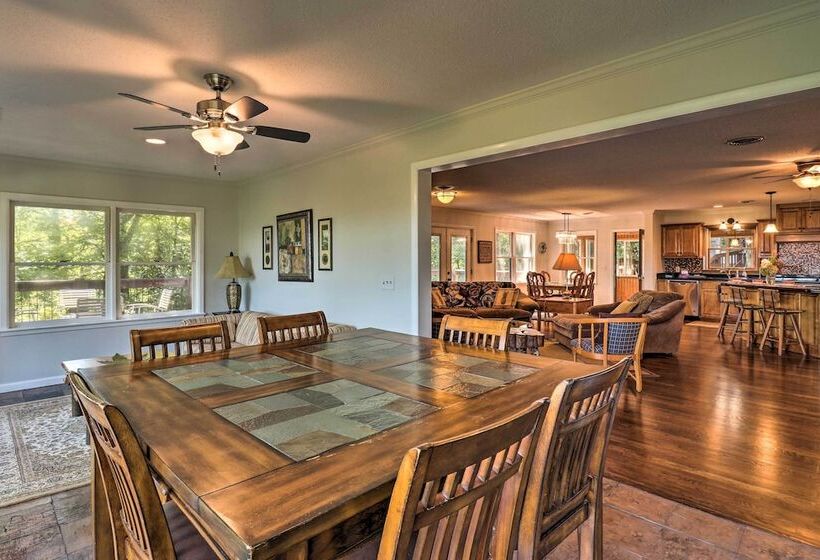 Mountain Retreat W/ Gazebo, Fire Pit & Huge Deck!