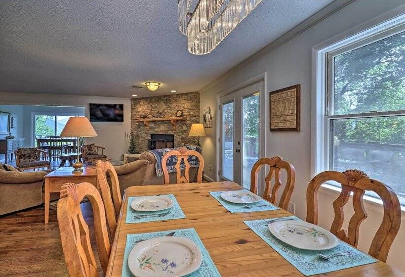 Mountain Retreat W/ Gazebo, Fire Pit & Huge Deck!