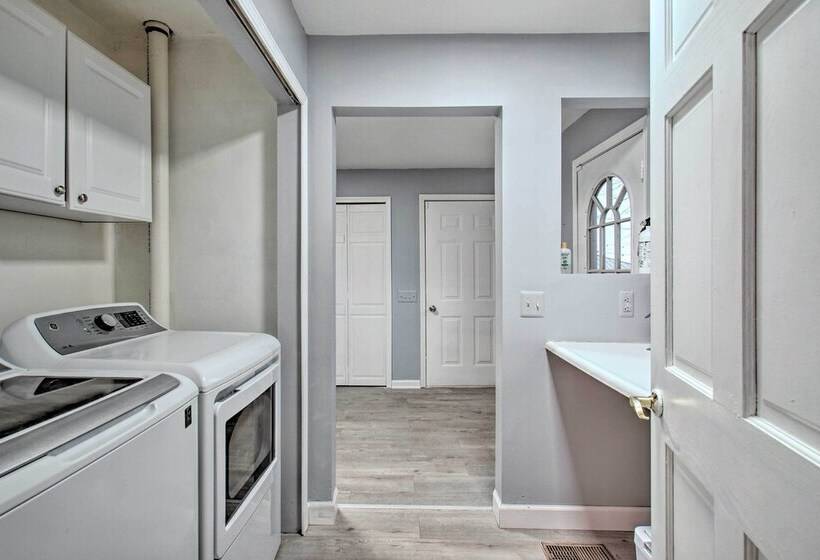 Lake Access, Hot Tub & 2 Decks: Ortonville Retreat