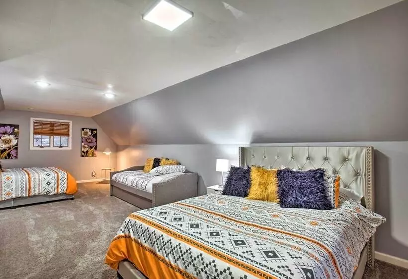 Lake Access, Hot Tub & 2 Decks: Ortonville Retreat