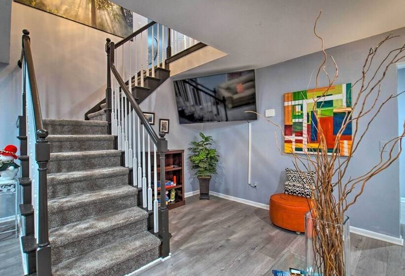 Lake Access, Hot Tub & 2 Decks: Ortonville Retreat