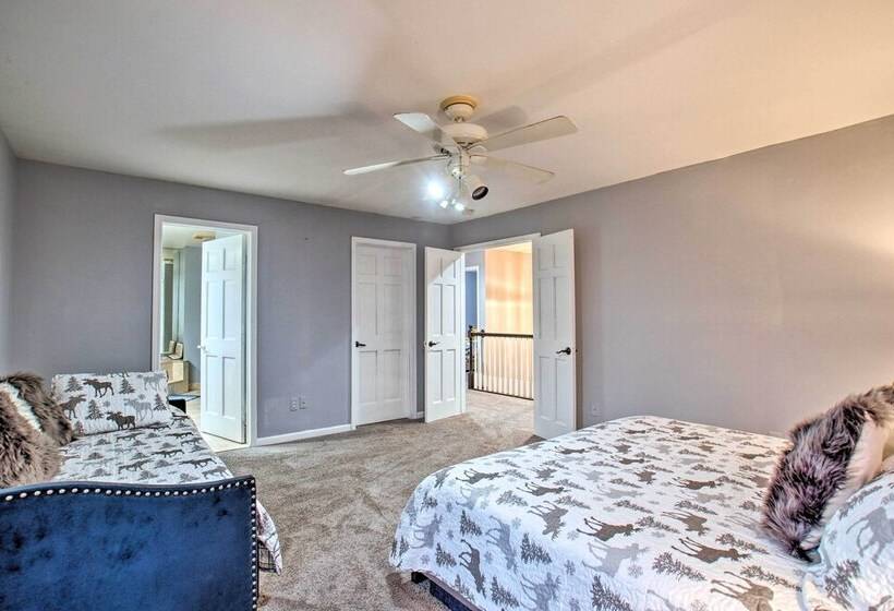 Lake Access, Hot Tub & 2 Decks: Ortonville Retreat