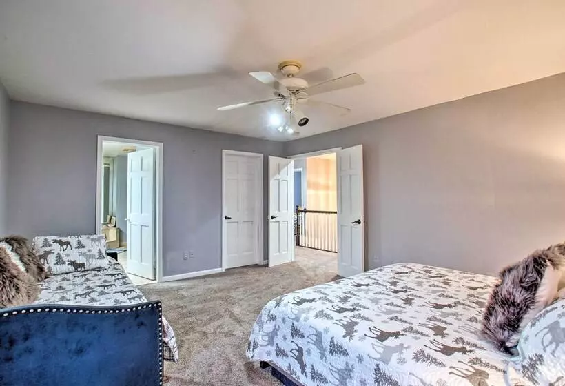 Lake Access, Hot Tub & 2 Decks: Ortonville Retreat