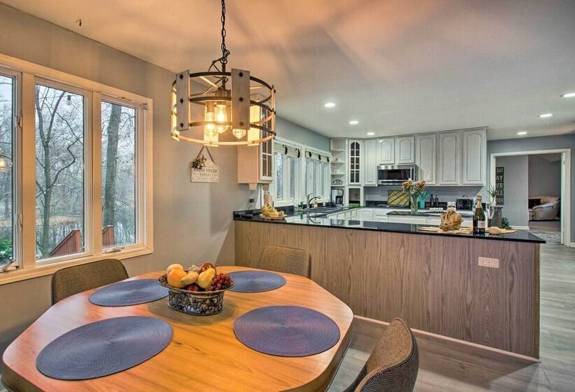 Lake Access, Hot Tub & 2 Decks: Ortonville Retreat