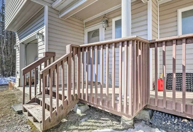 Peaceful Alaskan Escape: 13 Mi To Fairbanks!