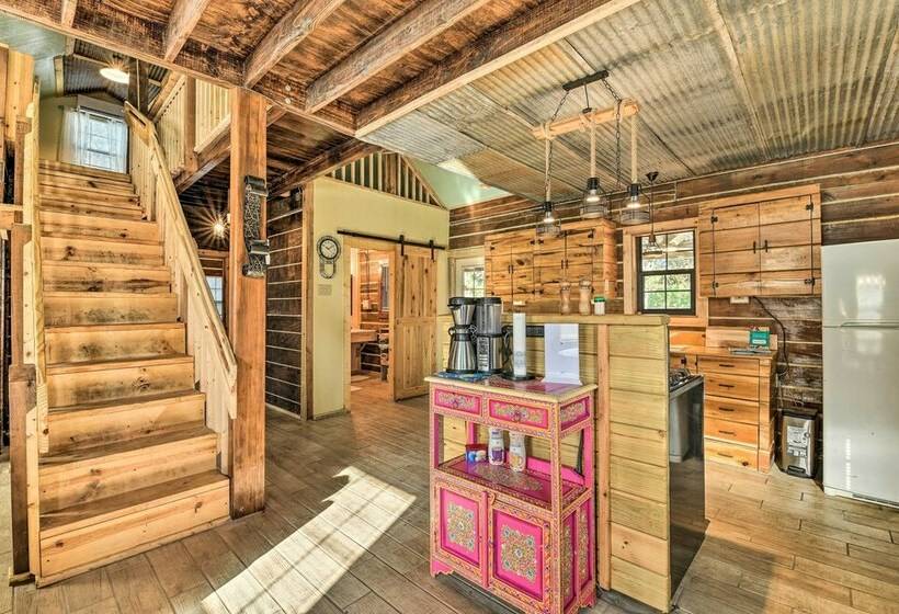 Peaceful Pet Friendly Cabin On Nueces River!