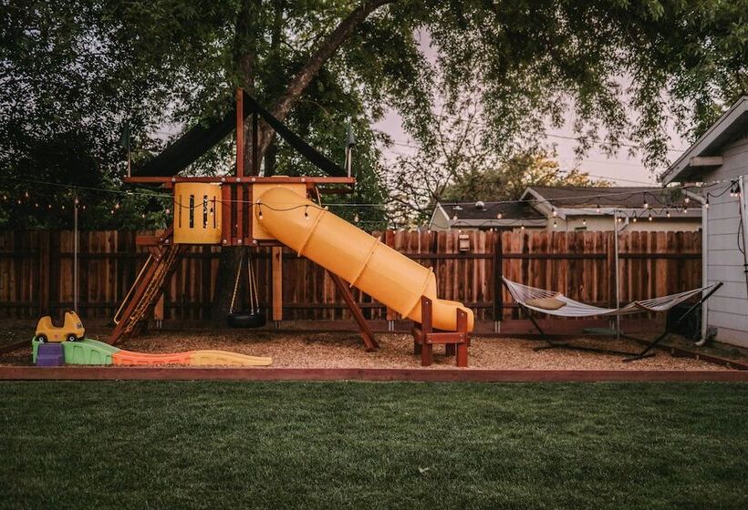 Sacramento Guest House W/ Patio ~ 5 Mi To Downtown