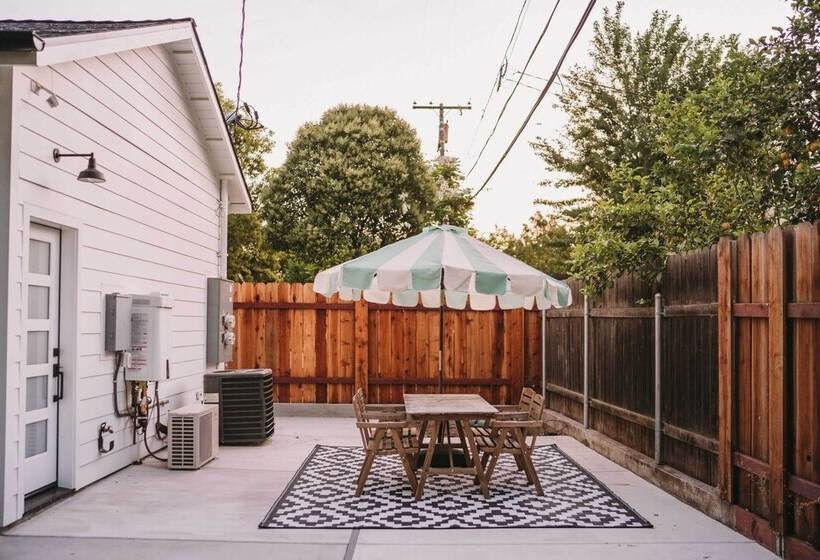 Sacramento Guest House W/ Patio ~ 5 Mi To Downtown