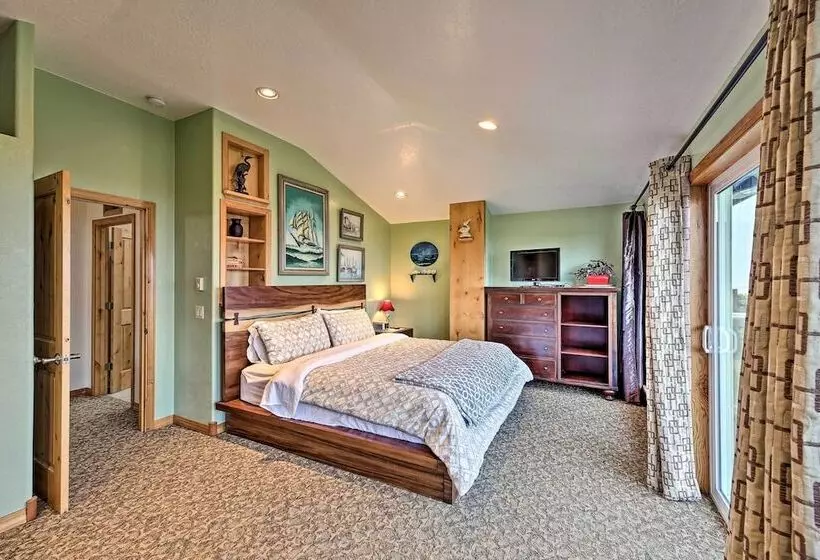 Sanderling Sea Cottages, Unit 9 With Ocean Views!