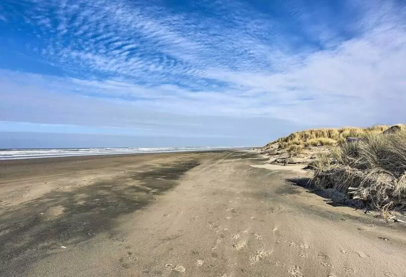 Sanderling Sea Cottages, Unit 9 With Ocean Views!