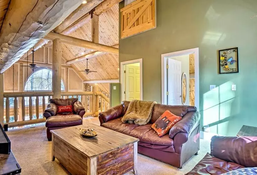 Secluded Log Cabin W/ Game Room & Forest Views