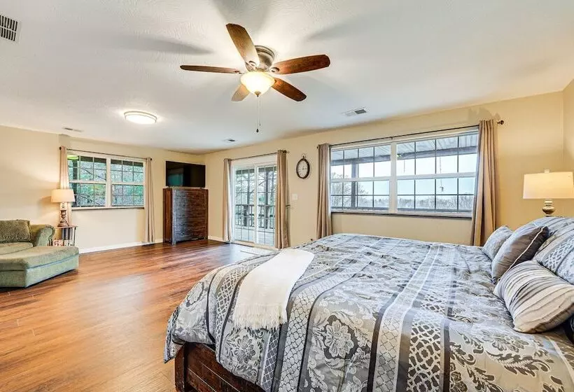 Lakeside Blue Eye Escape W/ Game Room & Hot Tub!