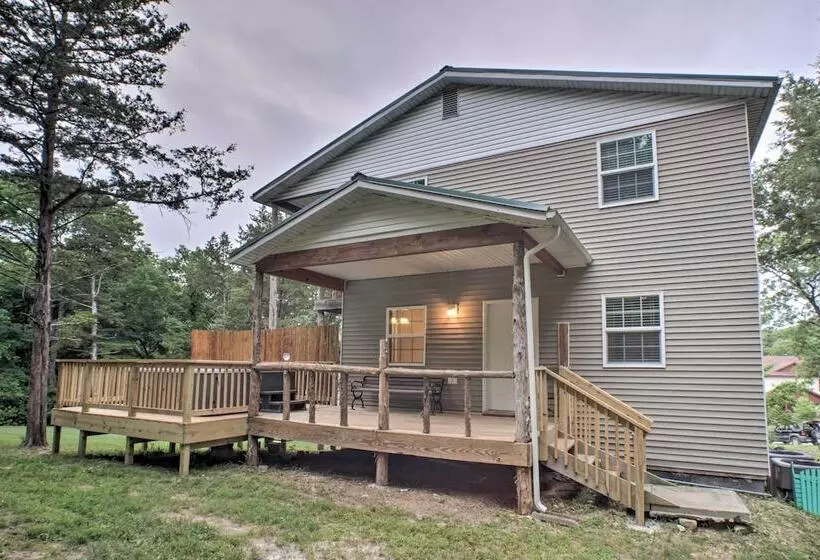 Lakeside Blue Eye Escape W/ Game Room & Hot Tub!