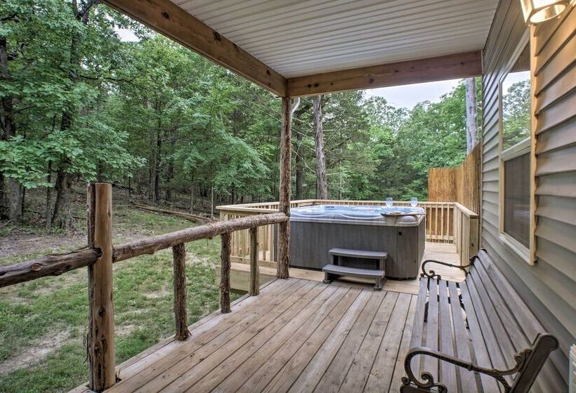 Lakeside Blue Eye Escape W/ Game Room & Hot Tub!