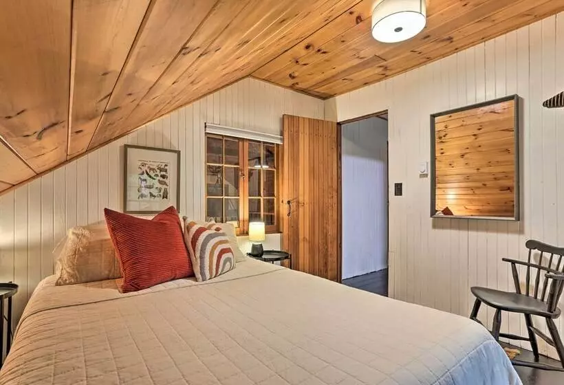 2 Mi To Ski Big Bear: Hilltop Gem W/ Fire Pit