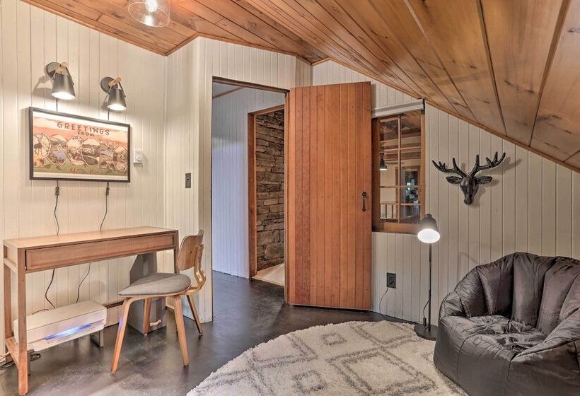 2 Mi To Ski Big Bear: Hilltop Gem W/ Fire Pit