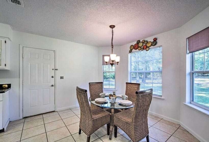 Sunny Abode, 10 Mi To University Of Florida!