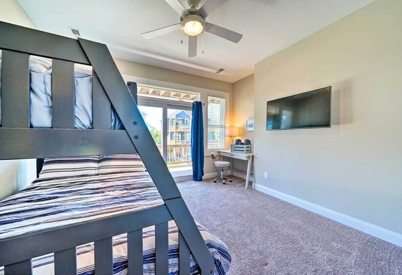 Surf City House ~ 400 Ft Walk To Beach W/ Decks!