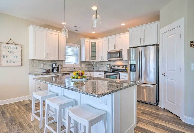 Surf City House ~ 400 Ft Walk To Beach W/ Decks!