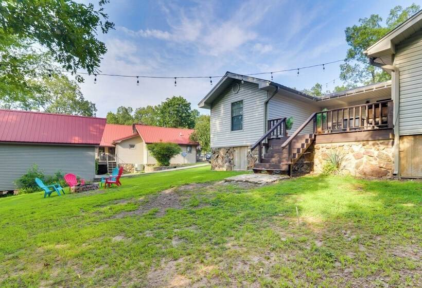 Waterfront Greers Ferry Lake Vacation Rental!