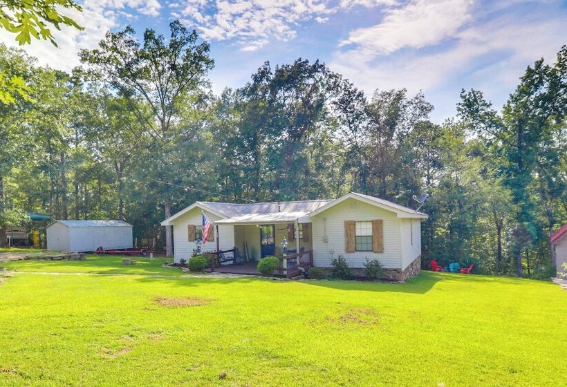 Waterfront Greers Ferry Lake Vacation Rental!