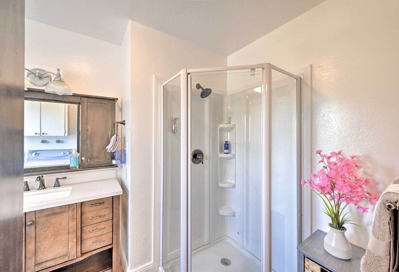 Wine Lovers Garden Oasis In Sutter Creek!