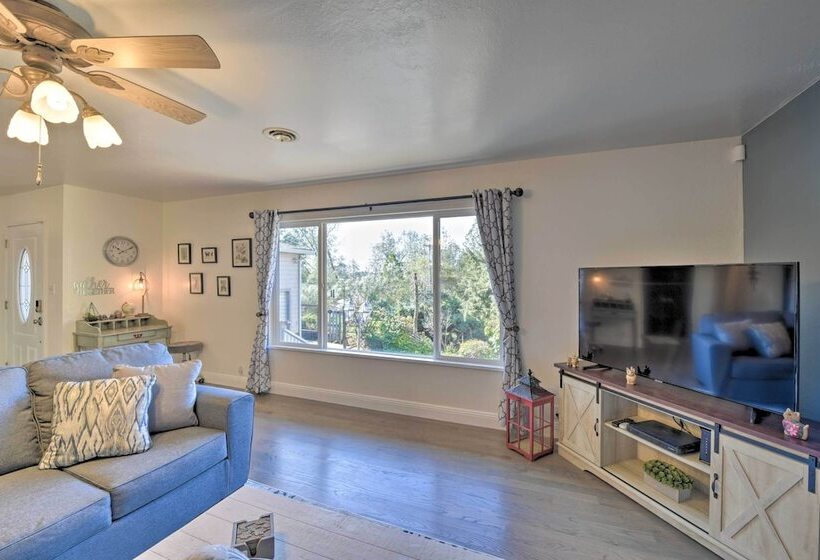 Wine Lovers Garden Oasis In Sutter Creek!