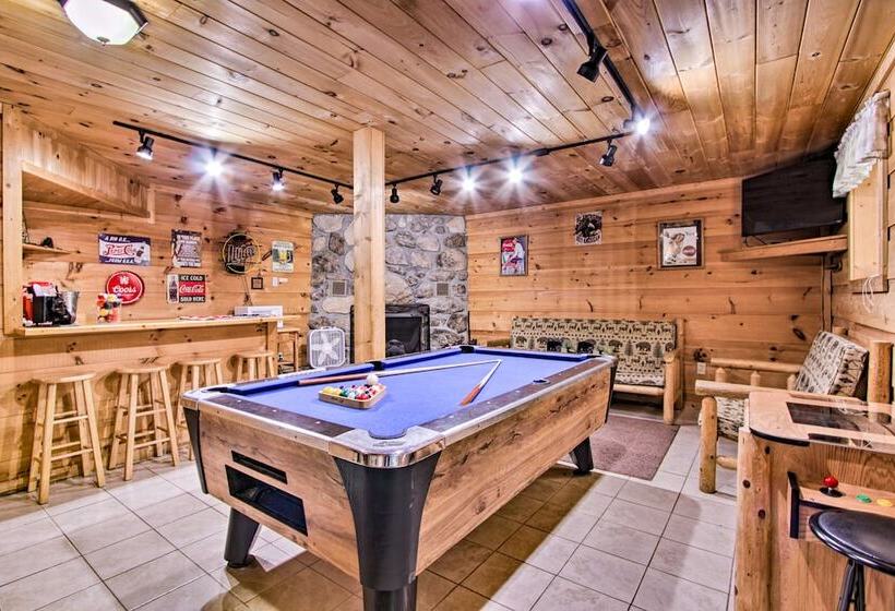 A Frame Cabin W/ Hot Tub < 1 Mi To Ober Gatlinburg