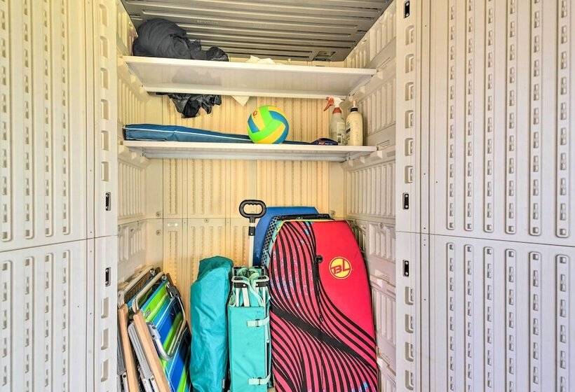 Breezy Surfside Beach Home W/ Deck: Walk To Beach