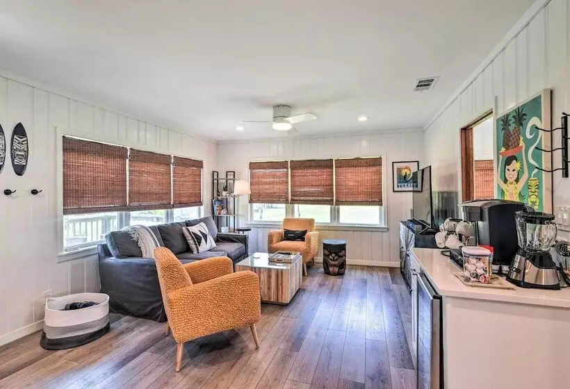 Breezy Surfside Beach Home W/ Deck: Walk To Beach