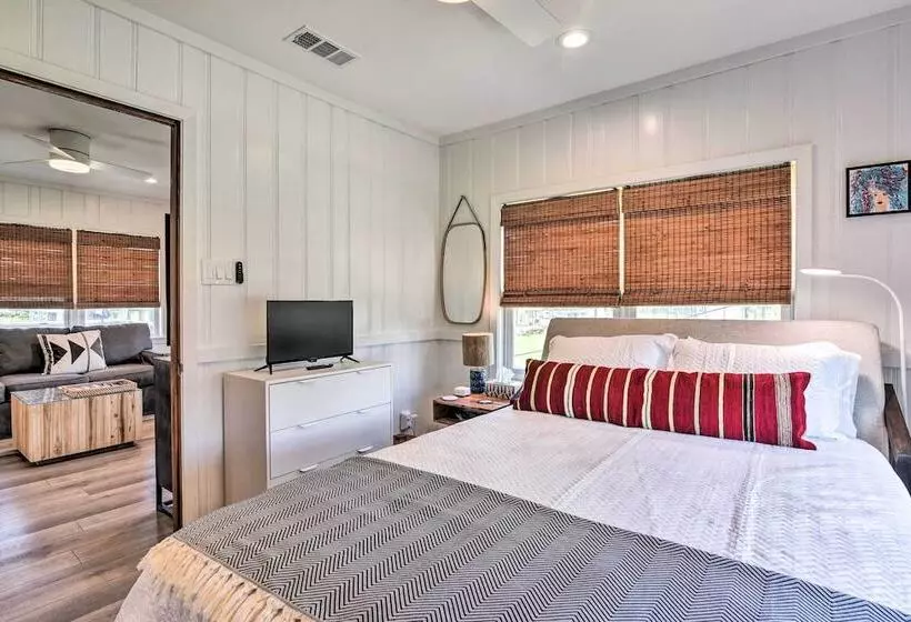 Breezy Surfside Beach Home W/ Deck: Walk To Beach