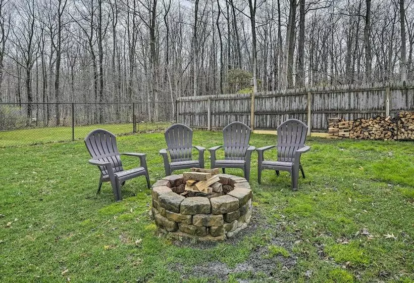 Lovely Rushville Home W/ Canandaigua Lake Views!