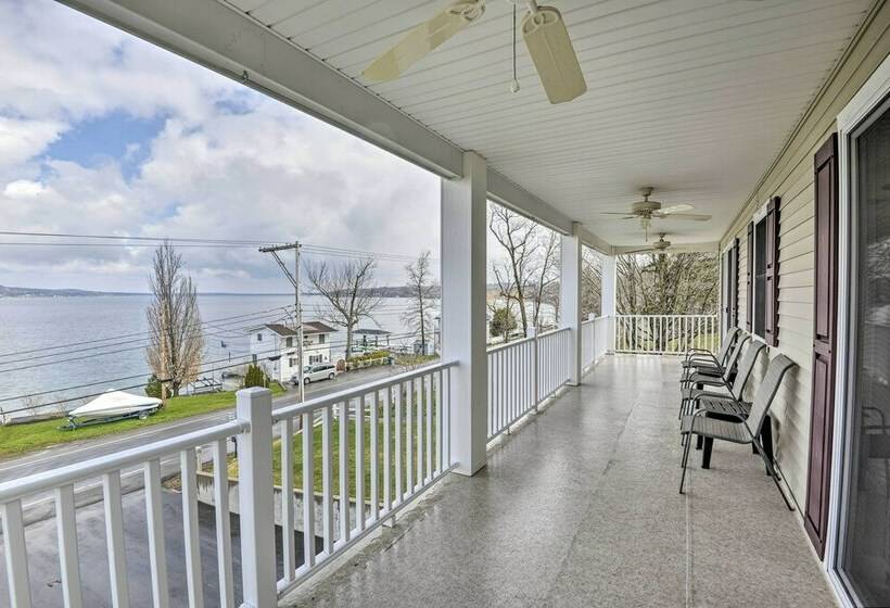 Lovely Rushville Home W/ Canandaigua Lake Views!