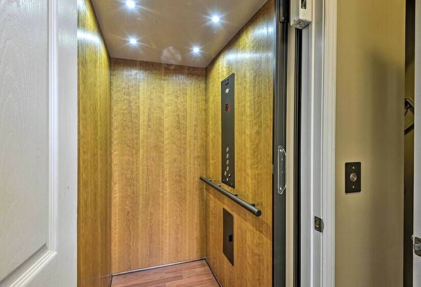 Lovely Rushville Home W/ Canandaigua Lake Views!